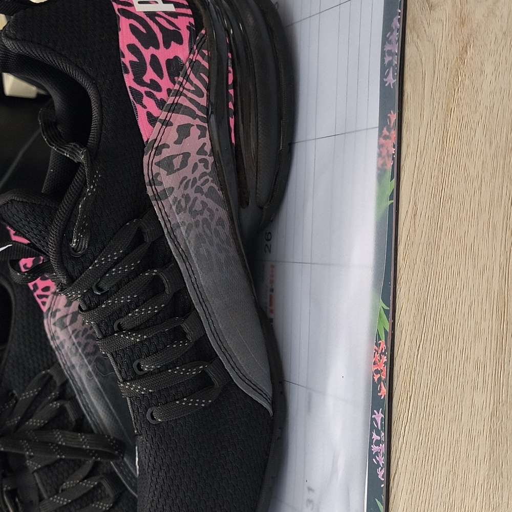 Puma Pink and Black Sneakers Modern Design
